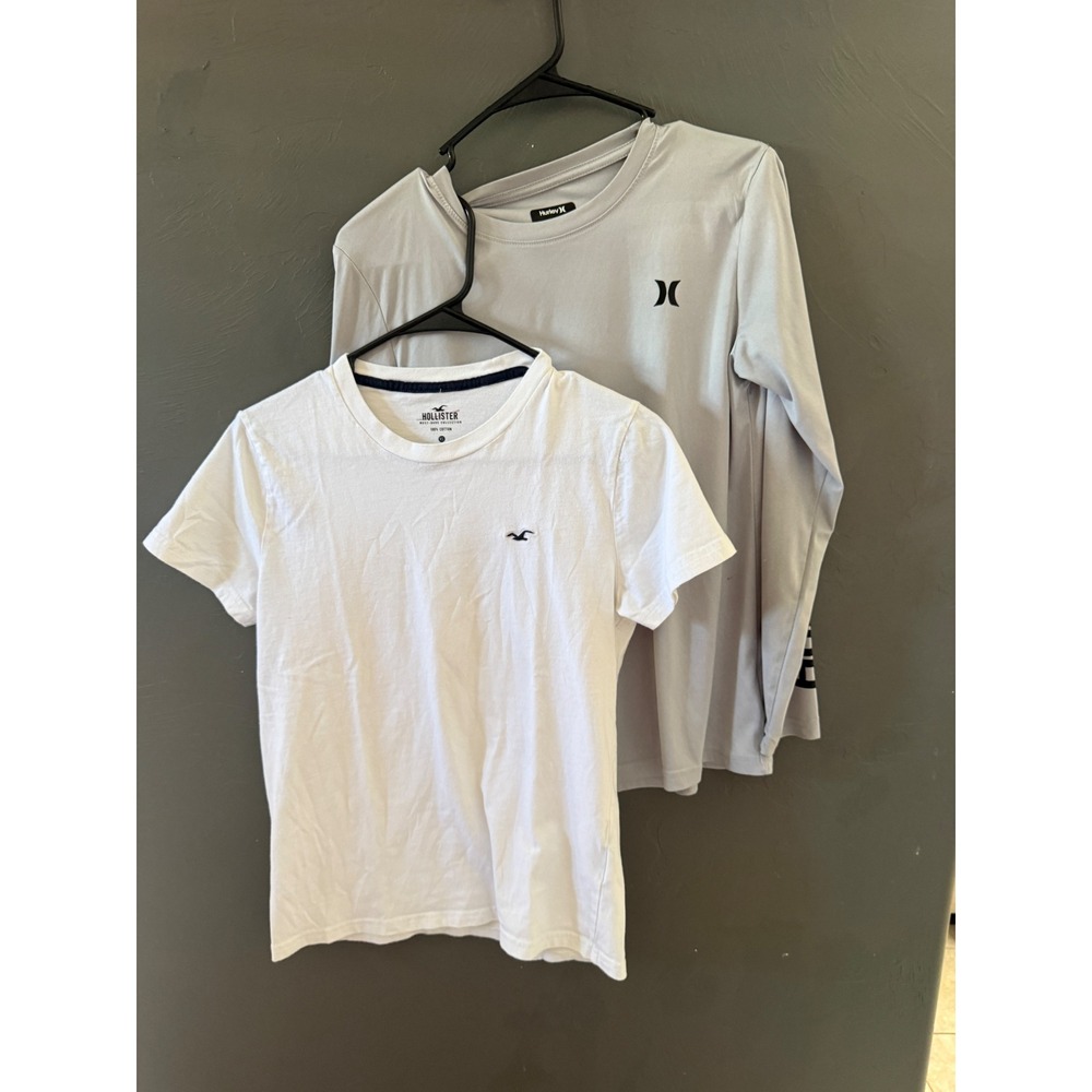 Boys Hollister White Tee & Hurley Grey Long Sleeve Shirt Bundle Size XS/S School